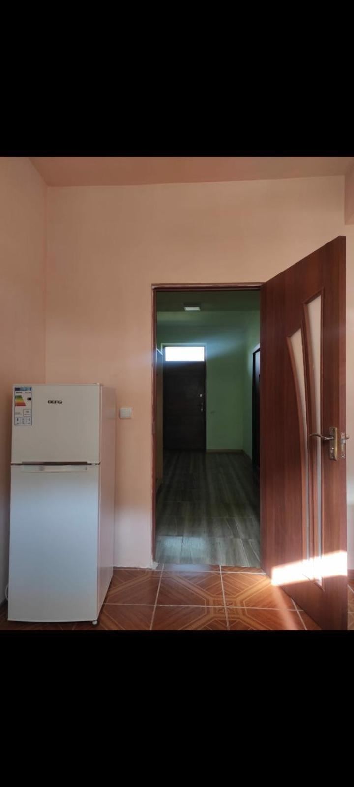 Отель Md House Иджеван Экстерьер фото
